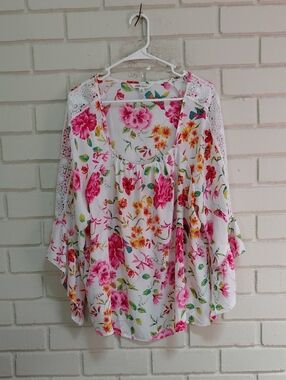 Pioneer Woman White Floral Lace Detail Bell Sleeve Flowy Blouse. Size XXL  NWOT